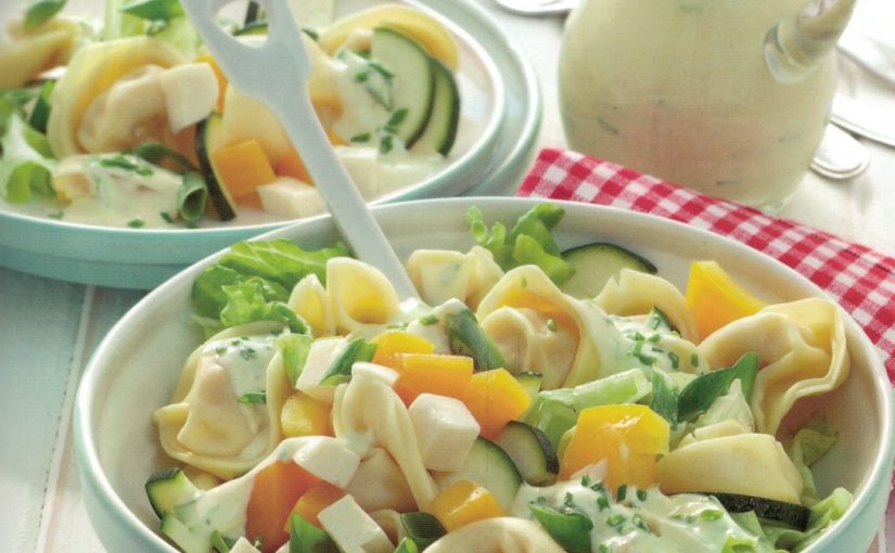 Salade de tortellinis aux pêches